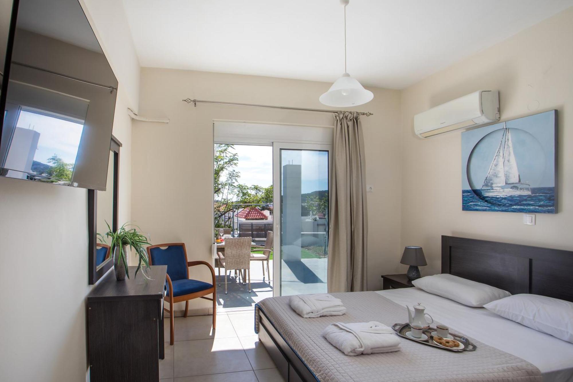 פליראקי Sunny Villa מראה חיצוני תמונה